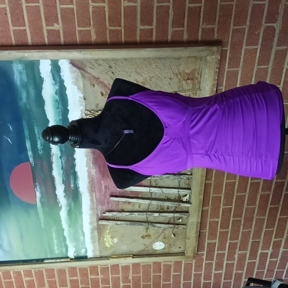 Athleta swim top size 34C - Picture 3 of 8